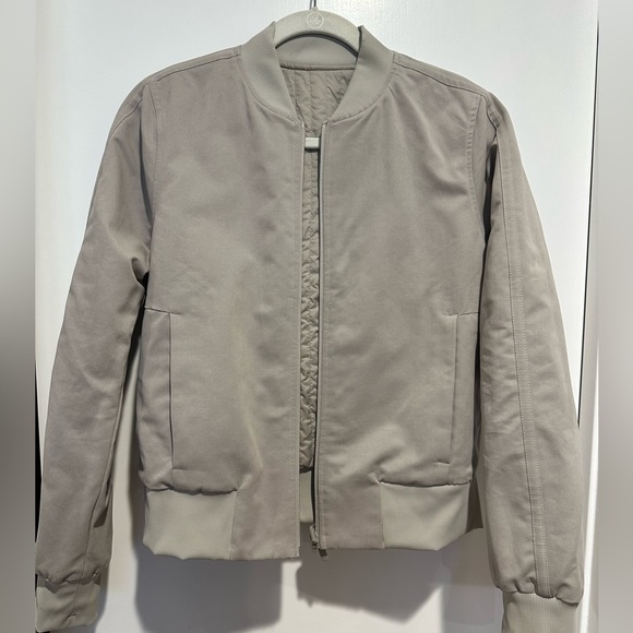 Lululemon Non-Stop Cottom Reversible Quilted Bomber Jacket - Picture 3 of 7